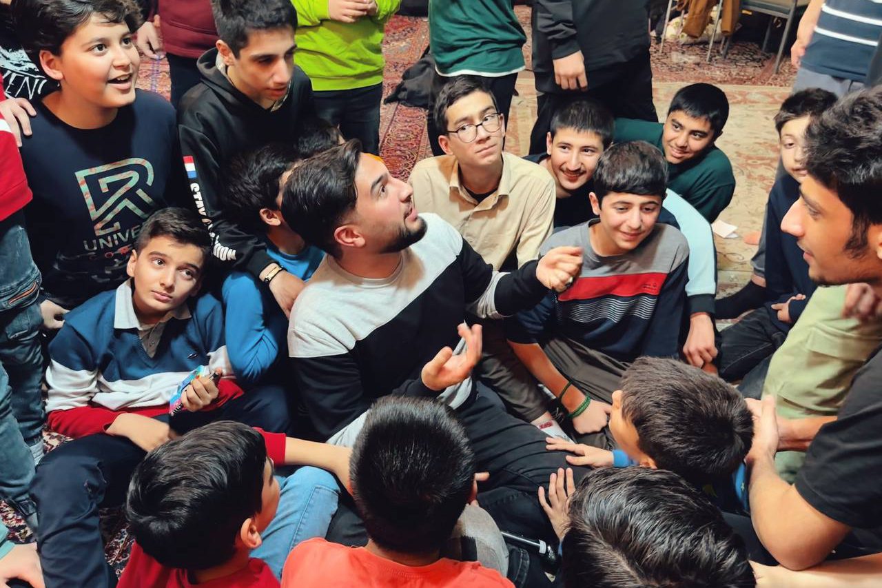 گزارش تصویری اعتکاف ۱۴۰۲ با دهه هشتادیا با حضور سیدنا