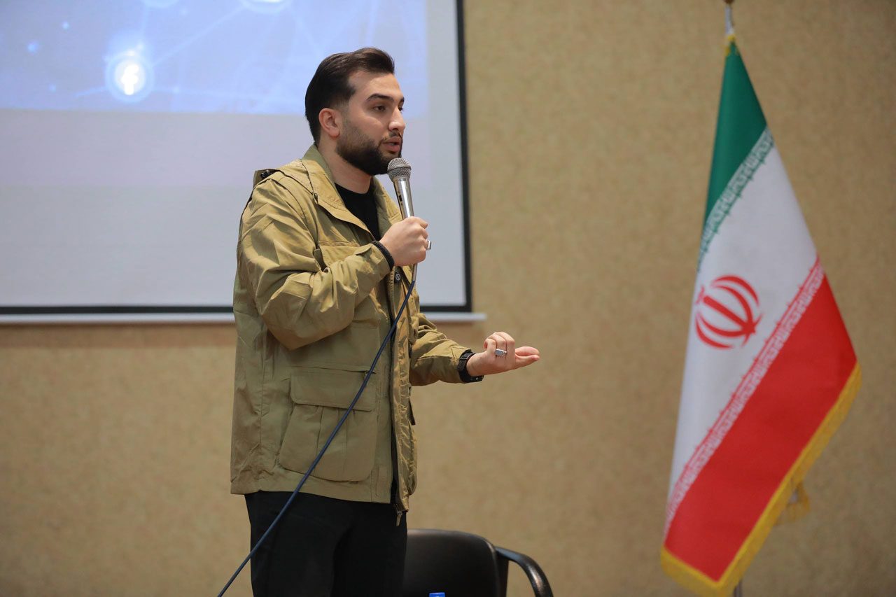 همایش فعالان مجازی شهرستان بابلسر
